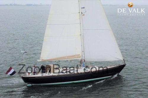 Hinckley 52 Spesifikasjoner og anmeldelser